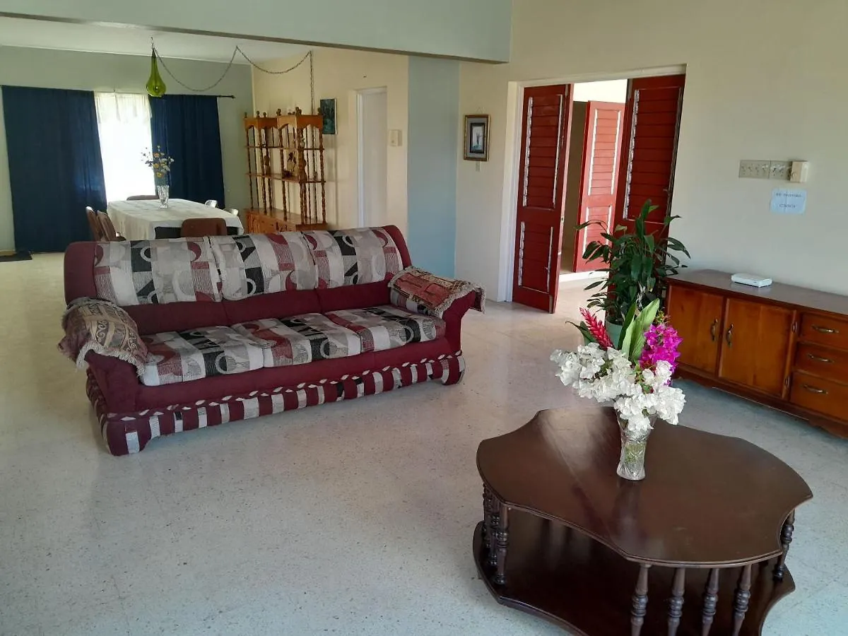Villa Chinnor-Kent Ave Montego Bay Jamajka