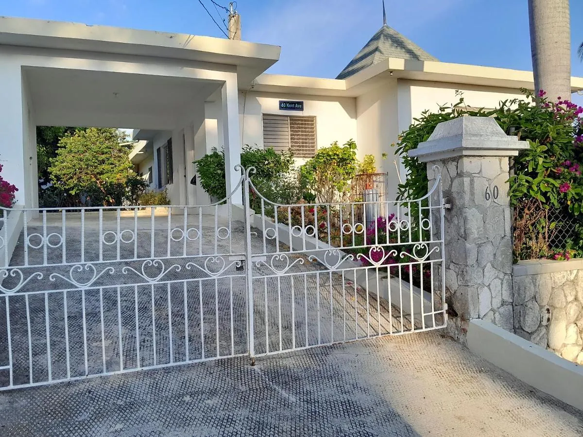Villa Chinnor-Kent Ave location
